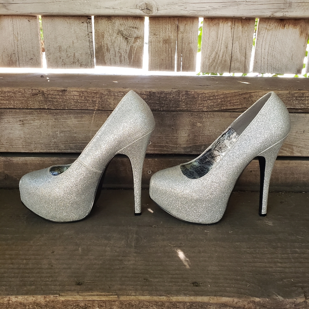 Bordello Tease size 9